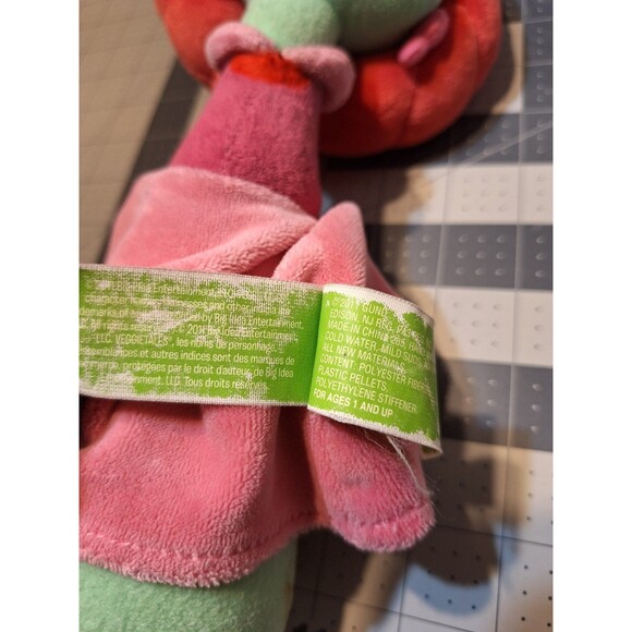 VeggieTales Sweet Pea Plush - Picture 6 of 7